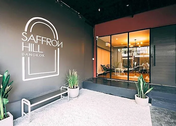 Saffron Hill Guest house 3*